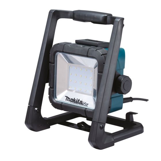 Makita DML805 18v LXT Cordless or Corded LED Floodlight 240v Main Image